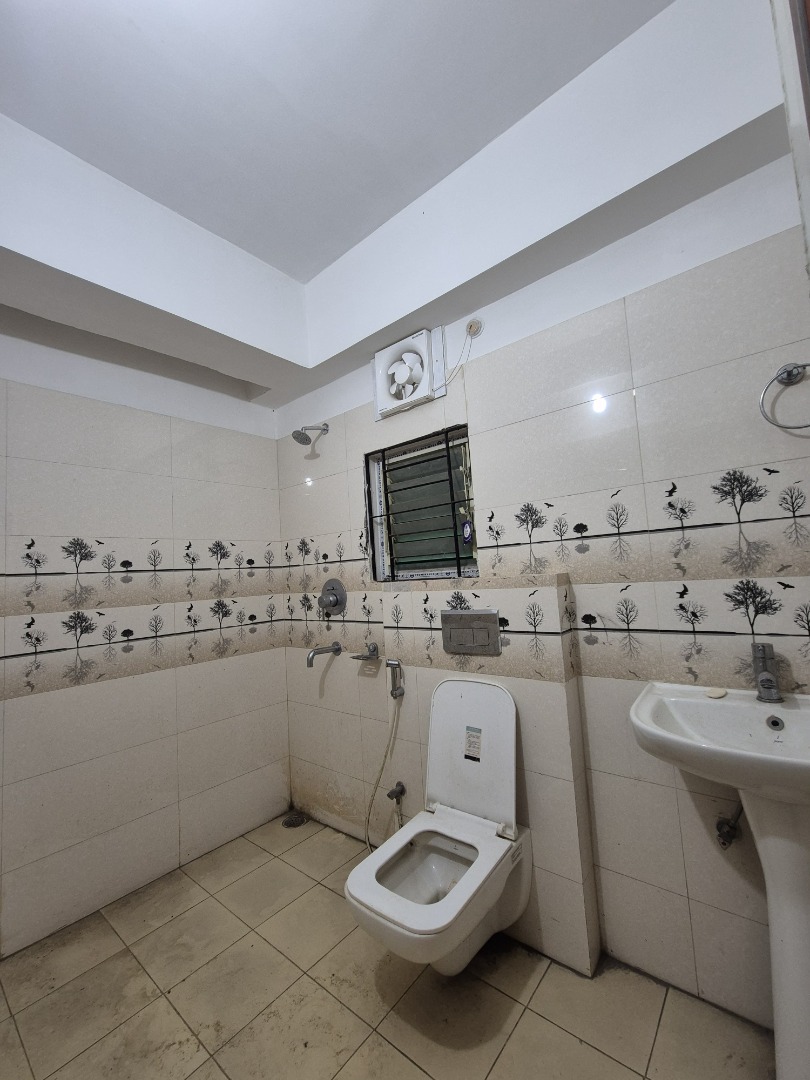 Semi Furnished 3bhk in Bamunimaidan, Guwahati, Assam, India for Rent